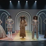 Evoluzione della moda dal dopoguerra ai giorni nostri: dai vestiti eleganti degli anni 50 al look mod degli anni 60 fino agli stili contemporanei